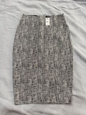 Express Black and White Textured Pencil Skirt
